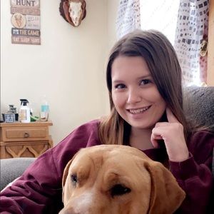 Meet your Posher, Avery